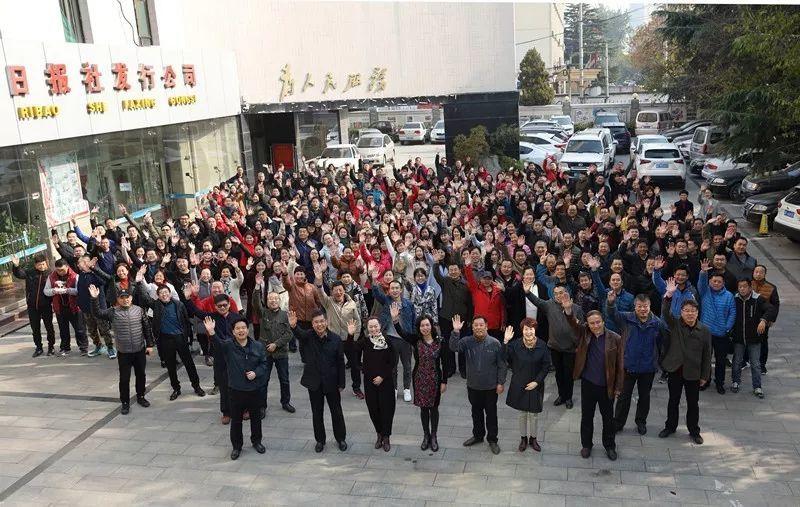 聚焦多个热点 温州代表委员建言献策